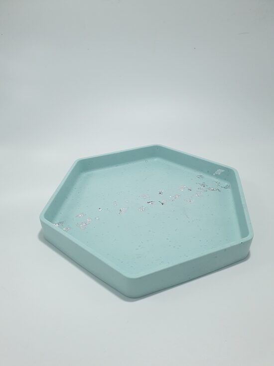 Dekoratīvs šķīvis