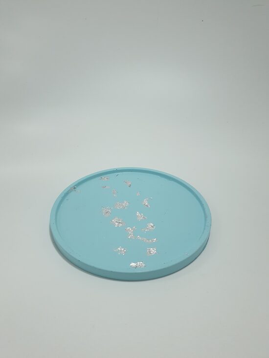 Dekoratīvs šķīvis