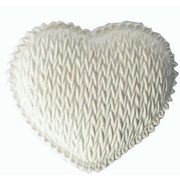 Graine Creative Woolen Heart Plaster Cast